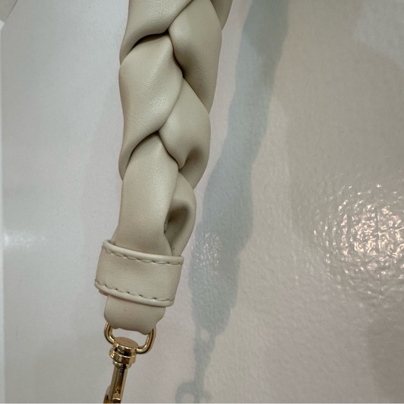 Urban Expressions Sabrina Woven Hobo Handbag Vegan Leather Bone Bag - Picture 8 of 9